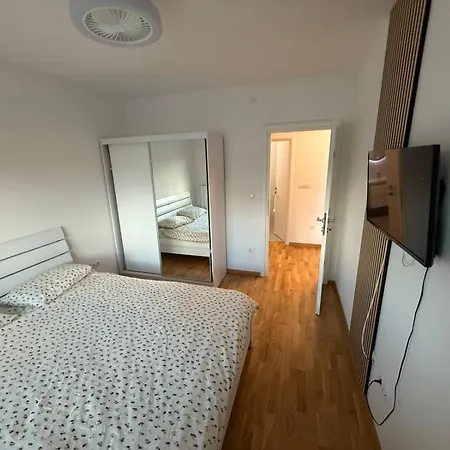 Marlene Sky * 图兹拉